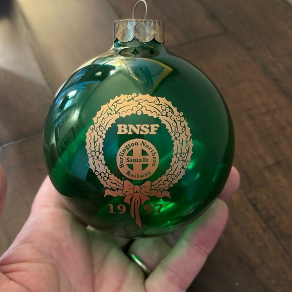 1997 Burlington Northern Santa Fe Ornament - Picture 3 of 3